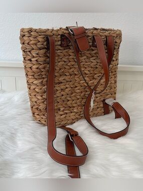 NWT Wicker Picnic Basket Convertible Backpack Purse Light Brown Tan Bag NEW